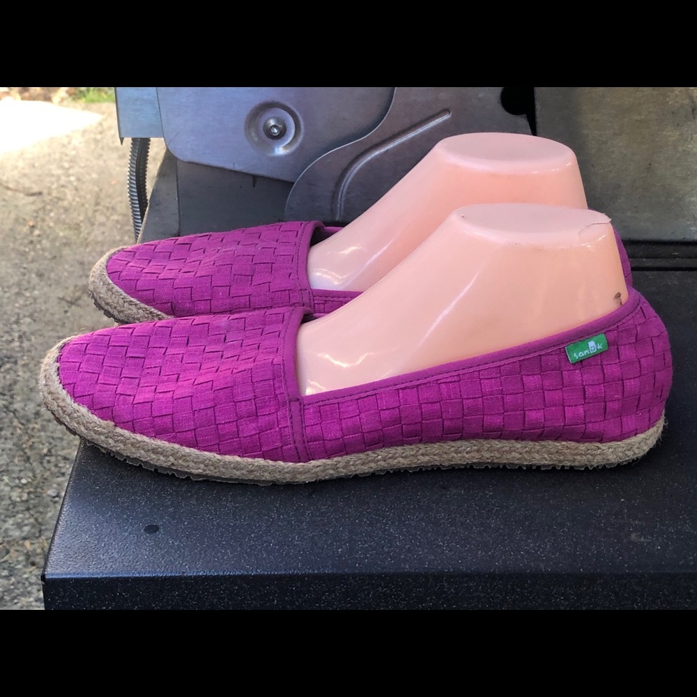 SANUK Women’s Pink Woven Slip On Shoes Size 11